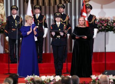 Prezidentka SR udelila štátne vyznamenania viacerým rodákom a osobnostiam z Nitry