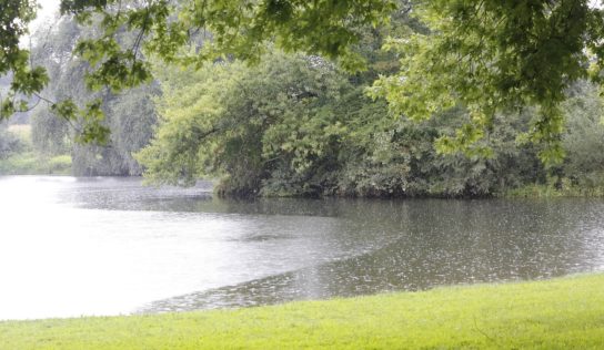 Predpoveď počasia: Chladnejšie, prechodne oblačné dni pokračujú