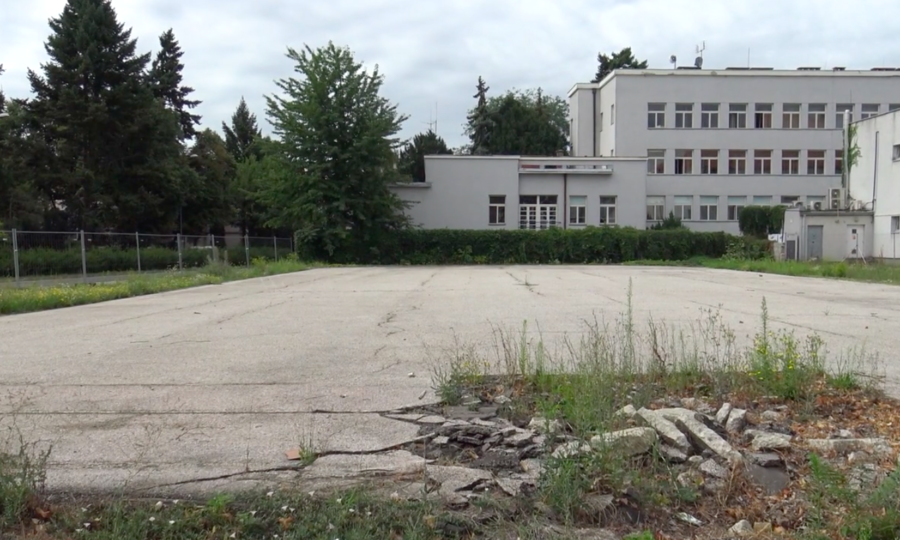 Mesto Nitra pripravuje projekt na revitalizáciu priestranstiev pri CVČ Domino