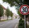 V Nitre pribudnú nové zóny s obmedzením rýchlosti na 30 km/h