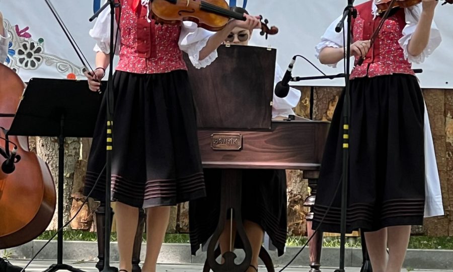 Obdivovatelia folklóru sa stretli na Valaskej pasovačke