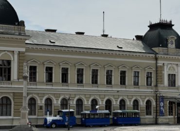 Návštevníci Ponitrianskeho múzea v Nitre si môžu vyskúšať maľovanie na porcelán